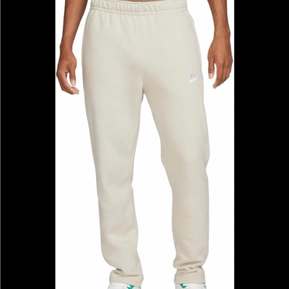 Nike Pants - Nike Women’s Cream Club Sportswear Sweatpants